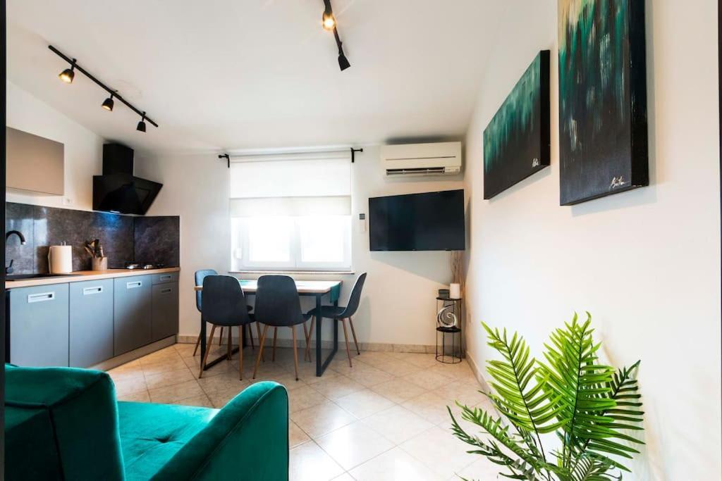 Apartman Smaragd Fažana Εξωτερικό φωτογραφία